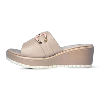 Versatile Women's Sandals with Low Wedge and Stylish Gold Accents