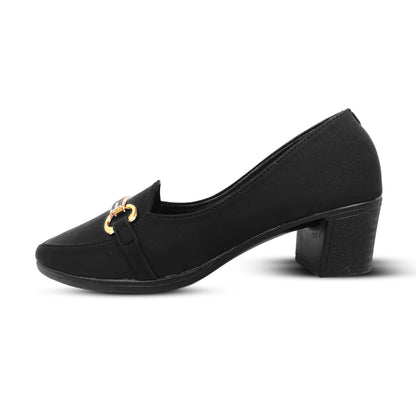 Women’s Court Shoes – Elegant and Comfortable for Professional and Casual Wear