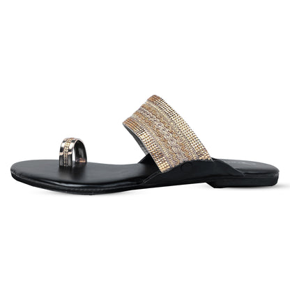 Women Sleek Textured Toe Loop Flats – Elegant & Comfortable Slip-On Flats with Stylish Design